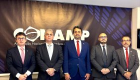 CONAMP recebe visita institucional da FenaPRF